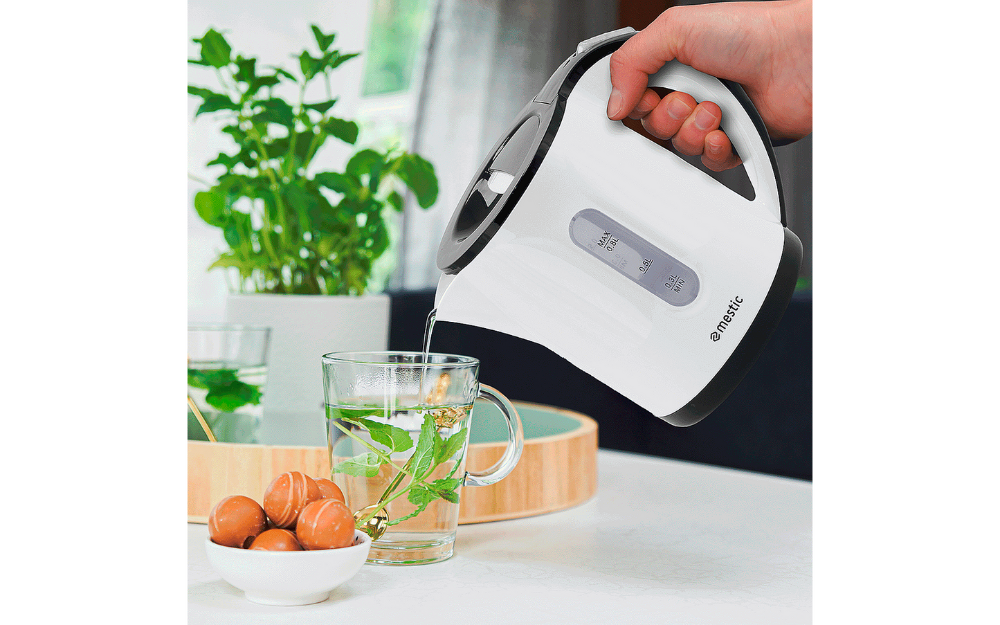 Mestic Wasserkocher 0,8 Liter 850 Watt