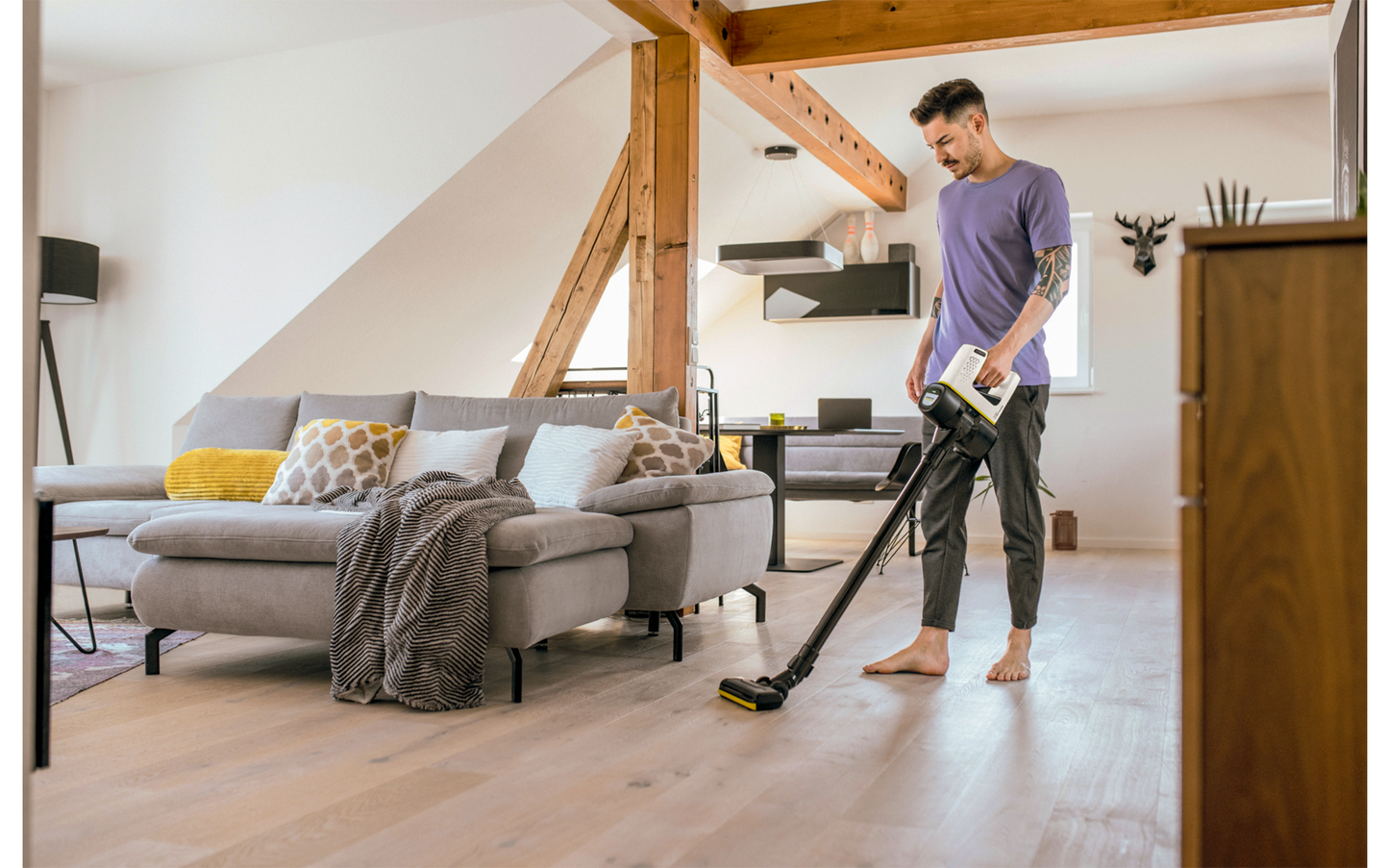  Kärcher Akku-Staubsauger VC 4 Cordless MyHome Car Inklusive Wandhalterung