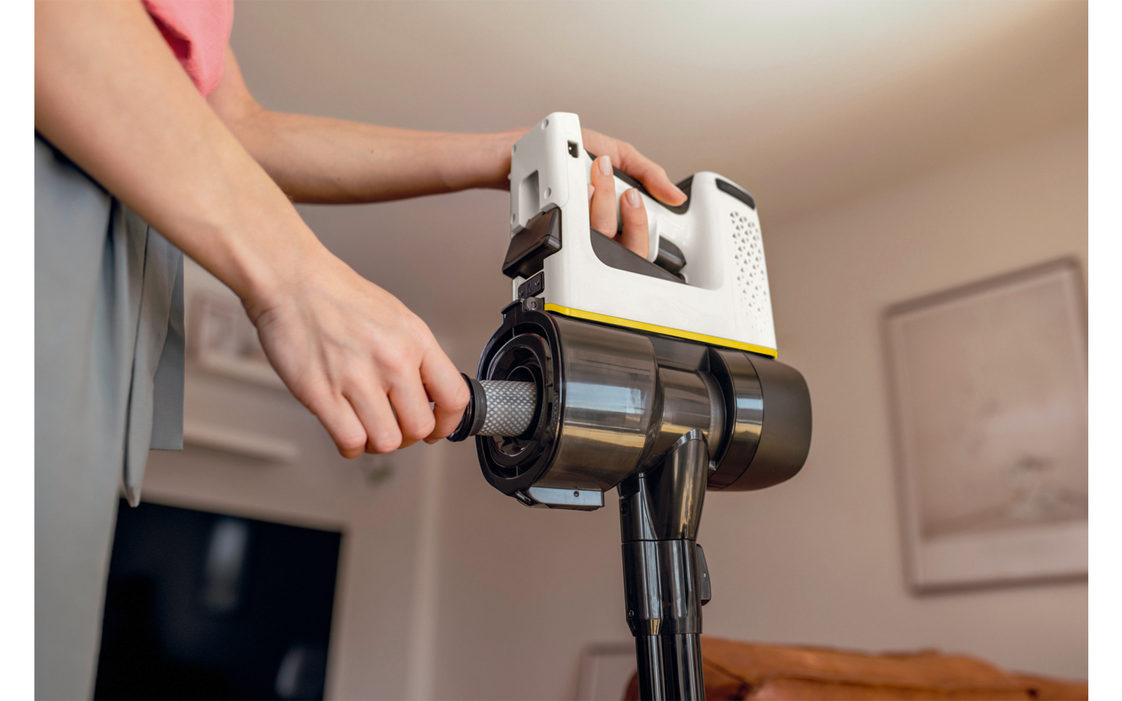  Kärcher Akku-Staubsauger VC 4 Cordless MyHome Car Inklusive Wandhalterung