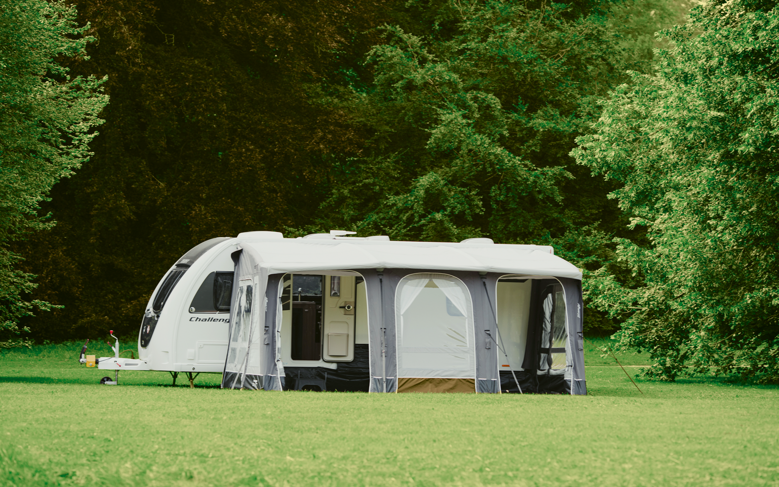  Vango Aufblasbares Vorzelt Für Wohnwagen Tuscany Air 500 Elements ProShield