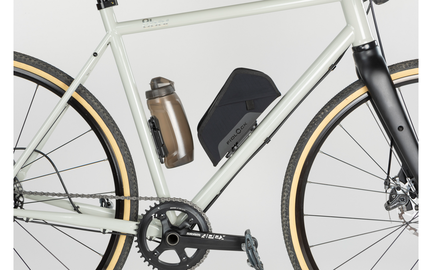  Fidlock Twist Essential Bag M Mit Bike Base Tasche Mit Flaschenhaltersystem Für Fahrradrahmen 1,1 Liter